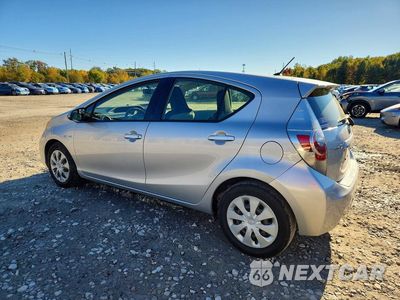 Drugie zdjęcie samochodu z przodu: 2013 TOYOTA PRIUS C ONE VIN:JTDKDTB30D1533567 - miniatura