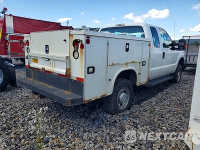 Trzecie zdjęcie samochodu z tyłu: 2016 FORD F250 SUPER DUTY VIN:1FT7X2B65GEB56667 - miniatura