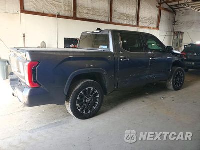 Trzecie zdjęcie samochodu z tyłu: 2023 TOYOTA TUNDRA LIMITED HV VIN:5TFJC5DB5PX019584 - miniatura
