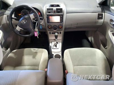 Zdjęcie 8 z 12 samochodu: 2013 TOYOTA COROLLA LE VIN:2T1BU4EE1DC098878 - miniatura