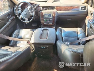 Zdjęcie 8 z 14 samochodu: 2011 GMC YUKON DENALI VIN:1GKS1EEF3BR201572 - miniatura