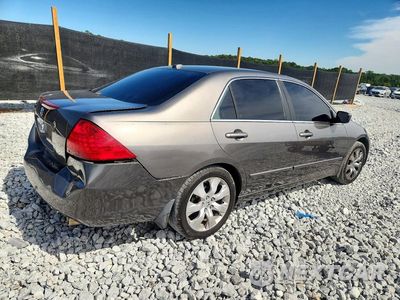 Trzecie zdjęcie samochodu z tyłu: 2006 HONDA ACCORD EX VIN:1HGCM66566A021611 - miniatura