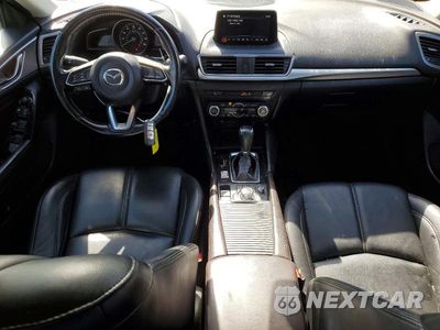 Zdjęcie 8 z 12 samochodu: 2018 MAZDA 3 TOURING VIN:3MZBN1V39JM250495 - miniatura