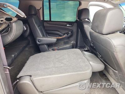 Zdjęcie 11 z 14 samochodu: 2017 CHEVROLET SUBURBAN C1500 PREMIER VIN:1GNSCJKC7HR156077 - miniatura