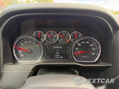 Zdjęcie 8 z 12 samochodu: 2019 CHEVROLET SILVERADO K1500 RST VIN:1GCRYEED3KZ311090 - miniatura