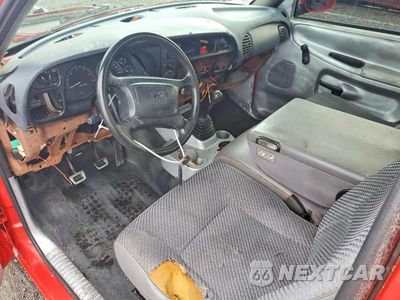 Zdjęcie 8 z 13 samochodu: 2001 DODGE RAM 1500 VIN:1B7HC16XX1S219218 - miniatura