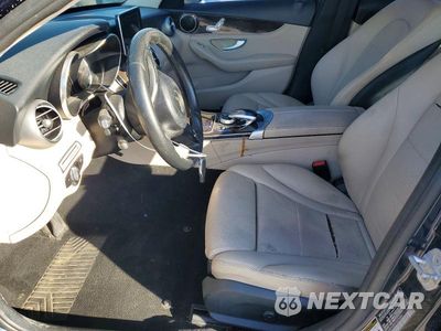 Zdjęcie 7 z 12 samochodu: 2015 MERCEDES-BENZ C 300 VIN:55SWF4JB0FU075306 - miniatura