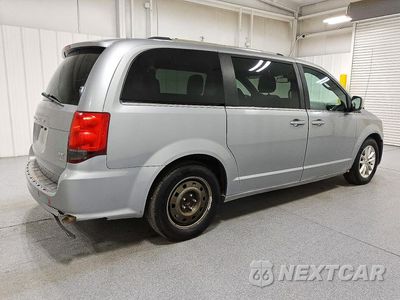 Trzecie zdjęcie samochodu z tyłu: 2018 DODGE GRAND CARAVAN SXT VIN:2C4RDGCG5JR282057 - miniatura
