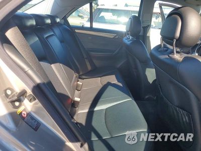 Zdjęcie 10 z 12 samochodu: 2004 MERCEDES-BENZ C 230K SPORT SEDAN VIN:WDBRF40J34F512584 - miniatura