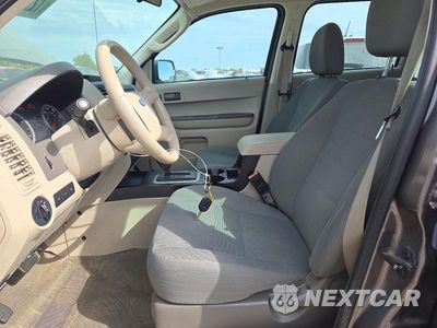 Zdjęcie 7 z 13 samochodu: 2012 FORD ESCAPE XLS VIN:1FMCU0C78CKC15687 - miniatura