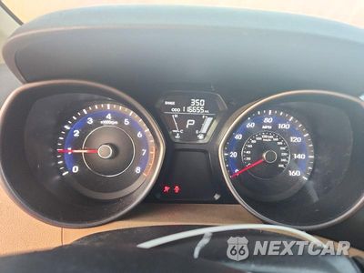 Zdjęcie 9 z 12 samochodu: 2012 HYUNDAI ELANTRA GLS VIN:5NPDH4AE7CH141814 - miniatura