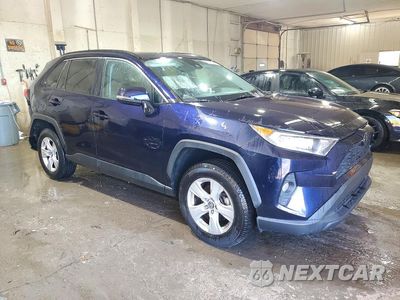 Czwarte zdjęcie samochodu z boku: 2019 TOYOTA RAV4 XLE VIN:2T3P1RFV0KW037874 - miniatura