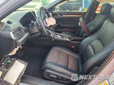Zdjęcie 7 z 12 samochodu: 2022 HONDA ACCORD SPORT VIN:1HGCV1F37NA112738 - miniatura