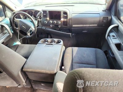 Zdjęcie 8 z 12 samochodu: 2007 CHEVROLET SILVERADO K1500 CREW CAB VIN:3GCEK13M57G508667 - miniatura