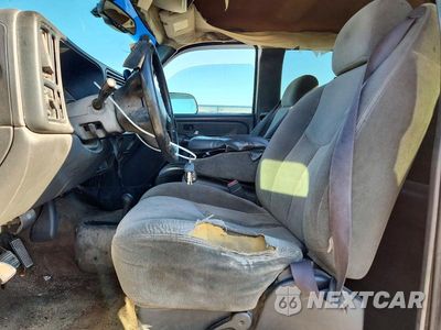 Zdjęcie 7 z 12 samochodu: 2003 CHEVROLET SILVERADO K2500 HEAVY DUTY VIN:1GCHK29163E371885 - miniatura