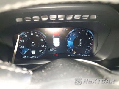 Zdjęcie 9 z 13 samochodu: 2017 VOLVO XC90 T6 VIN:YV4A22PK1H1166712 - miniatura