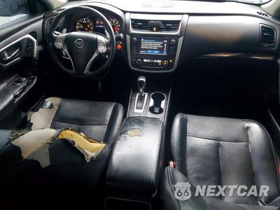 Zdjęcie 8 z 12 samochodu: 2017 NISSAN ALTIMA 3.5 SL VIN:1N4BL3AP3HC252872 - miniatura