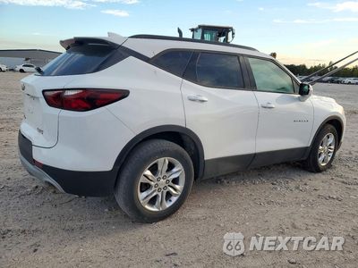 Trzecie zdjęcie samochodu z tyłu: 2021 CHEVROLET BLAZER 2LT VIN:3GNKBHRS9MS550373 - miniatura