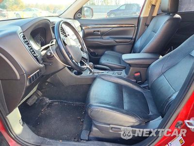 Zdjęcie 7 z 13 samochodu: 2016 MITSUBISHI OUTLANDER SE VIN:JA4AD3A38GZ012318 - miniatura