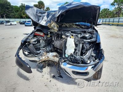 Piąte zdjęcie samochodu w środku: 2019 RAM 1500 LARAMIE VIN:1C6RREJT4KN912694 - miniatura
