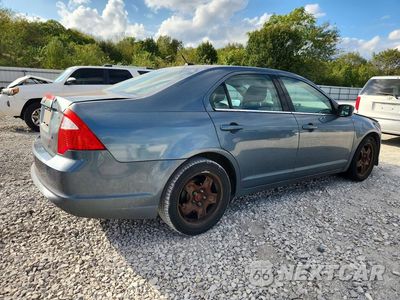 Trzecie zdjęcie samochodu z tyłu: 2011 FORD FUSION SE VIN:3FAHP0HA7BR122651 - miniatura