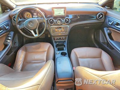 Zdjęcie 8 z 12 samochodu: 2014 MERCEDES-BENZ CLA 250 4MATIC VIN:WDDSJ4GB8EN086162 - miniatura
