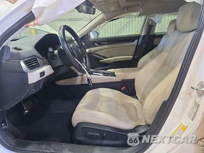 Zdjęcie 7 z 12 samochodu: 2018 HONDA ACCORD EXL VIN:1HGCV1F69JA086941 - miniatura