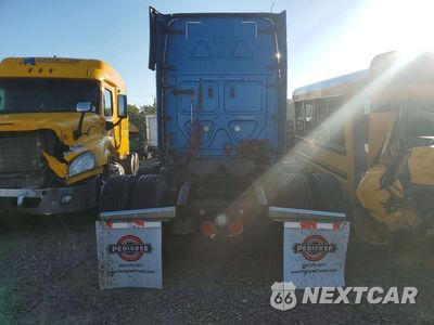 Zdjęcie 6 z 14 samochodu: 2020 FREIGHTLINER CASCADIA 1 - SEMI TRUCK VIN:3AKJHHDRXLSLK0611 - miniatura