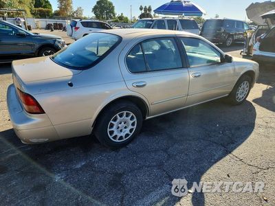 Trzecie zdjęcie samochodu z tyłu: 1998 NISSAN MAXIMA GXE VIN:JN1CA21D4WT530716 - miniatura