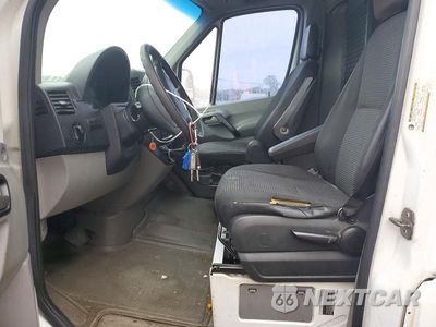 Zdjęcie 7 z 13 samochodu: 2007 DODGE SPRINTER 2500 VIN:WD0PE246975113153 - miniatura