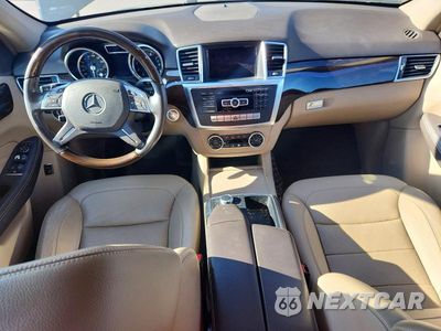 Zdjęcie 8 z 13 samochodu: 2015 MERCEDES-BENZ ML 350 VIN:4JGDA5JB7FA508718 - miniatura