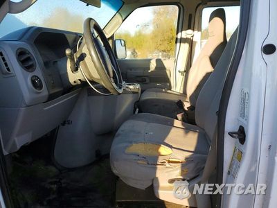 Zdjęcie 7 z 13 samochodu: 2012 FORD ECONOLINE E250 VAN VIN:1FTNE2EW9CDA24536 - miniatura