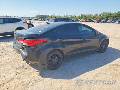 Trzecie zdjęcie samochodu z tyłu: 2013 HYUNDAI ELANTRA GLS VIN:5NPDH4AE6DH295402 - miniatura