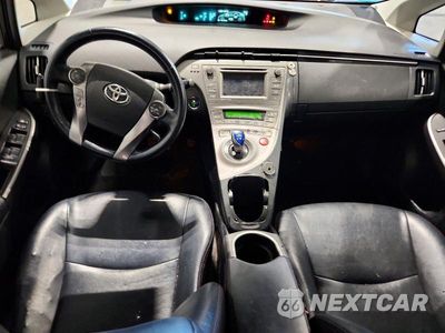 Zdjęcie 8 z 12 samochodu: 2013 TOYOTA PRIUS PERSONA SERIES SE VIN:JTDKN3DU5D5580959 - miniatura