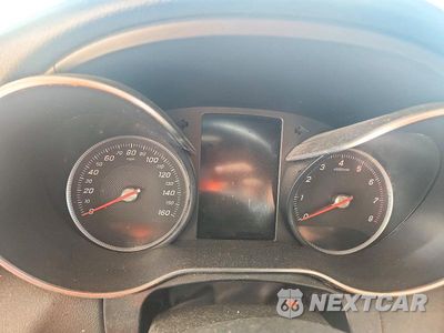 Zdjęcie 9 z 13 samochodu: 2018 MERCEDES-BENZ C 300 VIN:55SWF4JB4JU253064 - miniatura