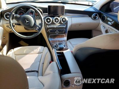 Zdjęcie 8 z 12 samochodu: 2015 MERCEDES-BENZ C 300 VIN:55SWF4JB0FU077802 - miniatura