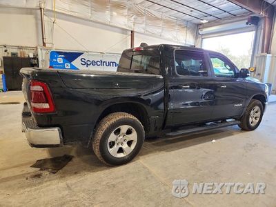 Trzecie zdjęcie samochodu z tyłu: 2019 RAM 1500 BIG HORN/LONE STAR VIN:1C6SRFFTXKN843106 - miniatura