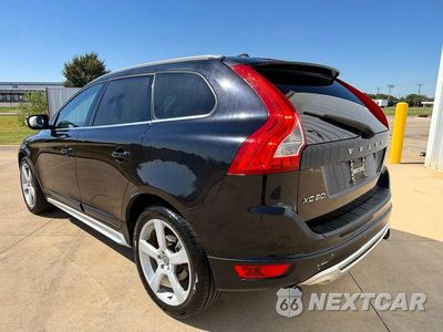 Trzecie zdjęcie samochodu z tyłu: 2011 VOLVO XC60 T6 VIN:YV4902DZ0B2182704 - miniatura