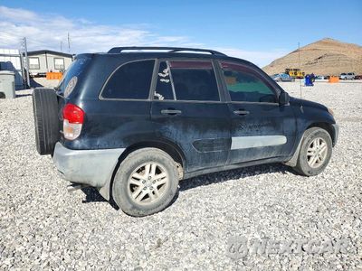 Trzecie zdjęcie samochodu z tyłu: 2001 TOYOTA RAV4 BASE VIN:JTEHH20V110082031 - miniatura
