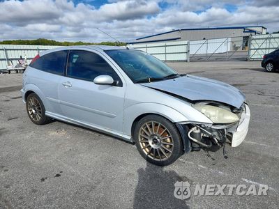 Czwarte zdjęcie samochodu z boku: 2004 FORD FOCUS VIN:3FAHP39524R100286 - miniatura
