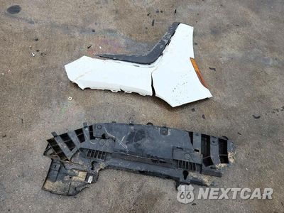 Zdjęcie 12 z 13 samochodu: 2026 TOYOTA GR86 BASE VIN:JF1ZNBB15T9076670 - miniatura