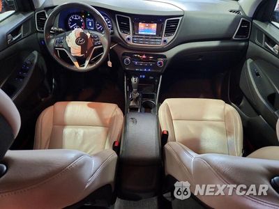 Zdjęcie 8 z 12 samochodu: 2016 HYUNDAI TUCSON ECO VIN:KM8J33A22GU158951 - miniatura