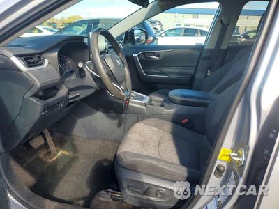 Zdjęcie 7 z 14 samochodu: 2019 TOYOTA RAV4 HYBRID XLE VIN:2T3RWRFV8KW022999 - miniatura