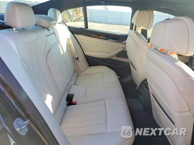 Zdjęcie 10 z 12 samochodu: 2020 BMW M550XI VIN:WBAJS7C01LBN96907 - miniatura
