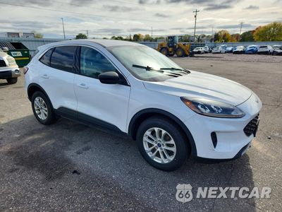 Czwarte zdjęcie samochodu z boku: 2022 FORD ESCAPE SE VIN:1FMCU9G61NUA66231 - miniatura