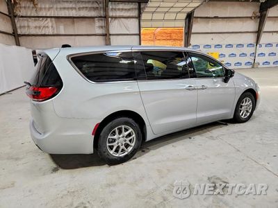 Trzecie zdjęcie samochodu z tyłu: 2026 CHRYSLER PACIFICA SELECT VIN:2C4RC1BG3TR268386 - miniatura