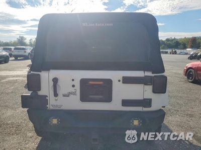 Zdjęcie 6 z 12 samochodu: 2016 JEEP WRANGLER UNLIMITED SAHARA VIN:1C4BJWEG6GL199367 - miniatura
