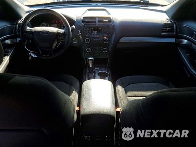 Zdjęcie 8 z 13 samochodu: 2018 FORD EXPLORER XLT VIN:1FM5K8D83JGB29028 - miniatura