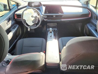Zdjęcie 8 z 12 samochodu: 2026 TOYOTA PRIUS PLUG-IN HYBRID SE VIN:JTDACACUXT3064971 - miniatura