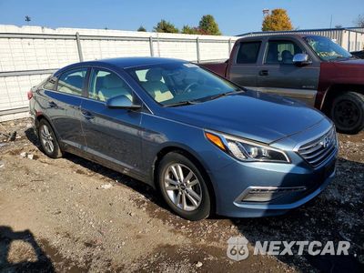 Czwarte zdjęcie samochodu z boku: 2015 HYUNDAI SONATA SE VIN:5NPE24AF2FH213084 - miniatura